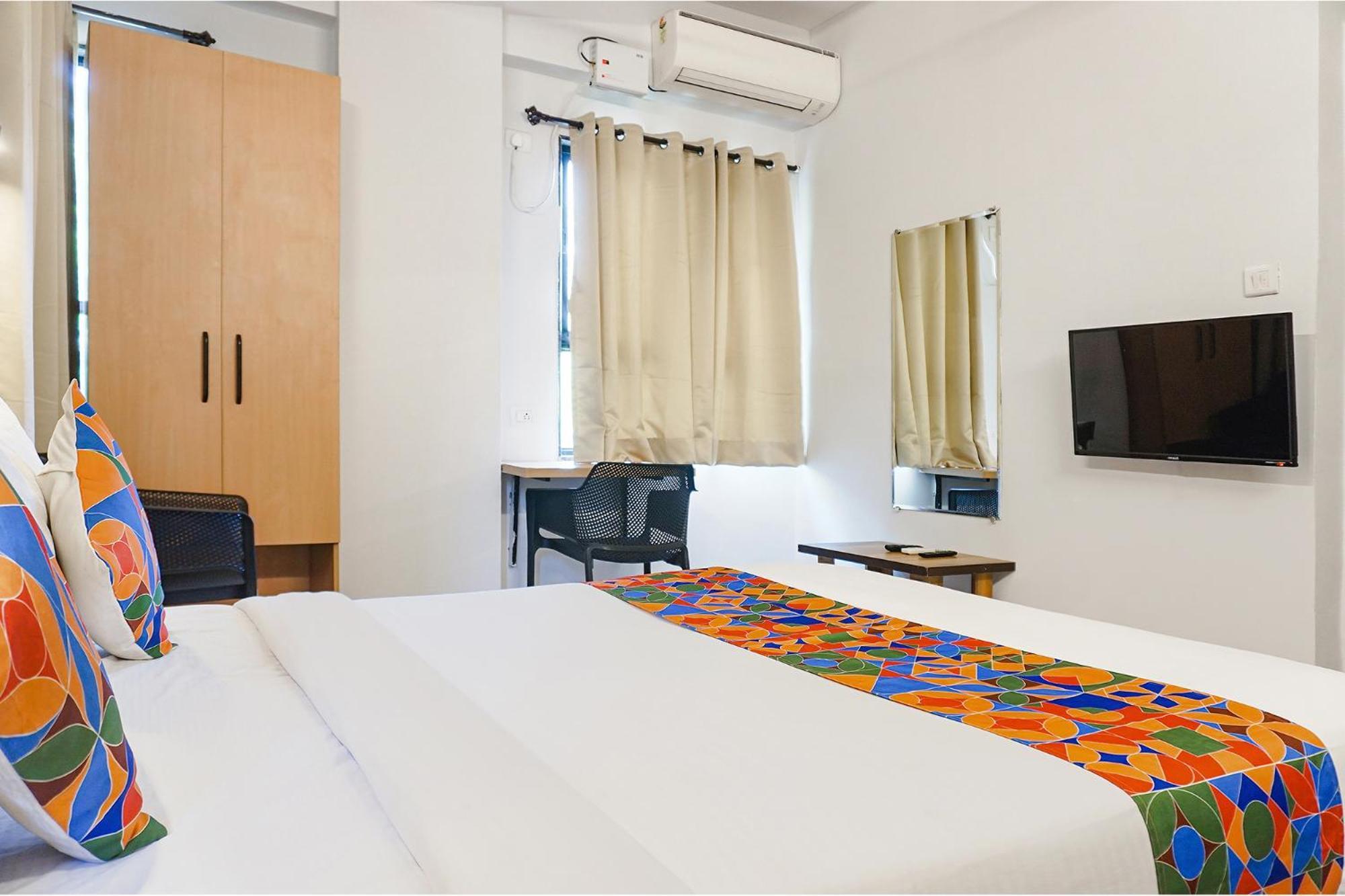 Fabhotel Aura Homes - Nr Khandoba Mandir Pimpri-Chinchwad 外观 照片