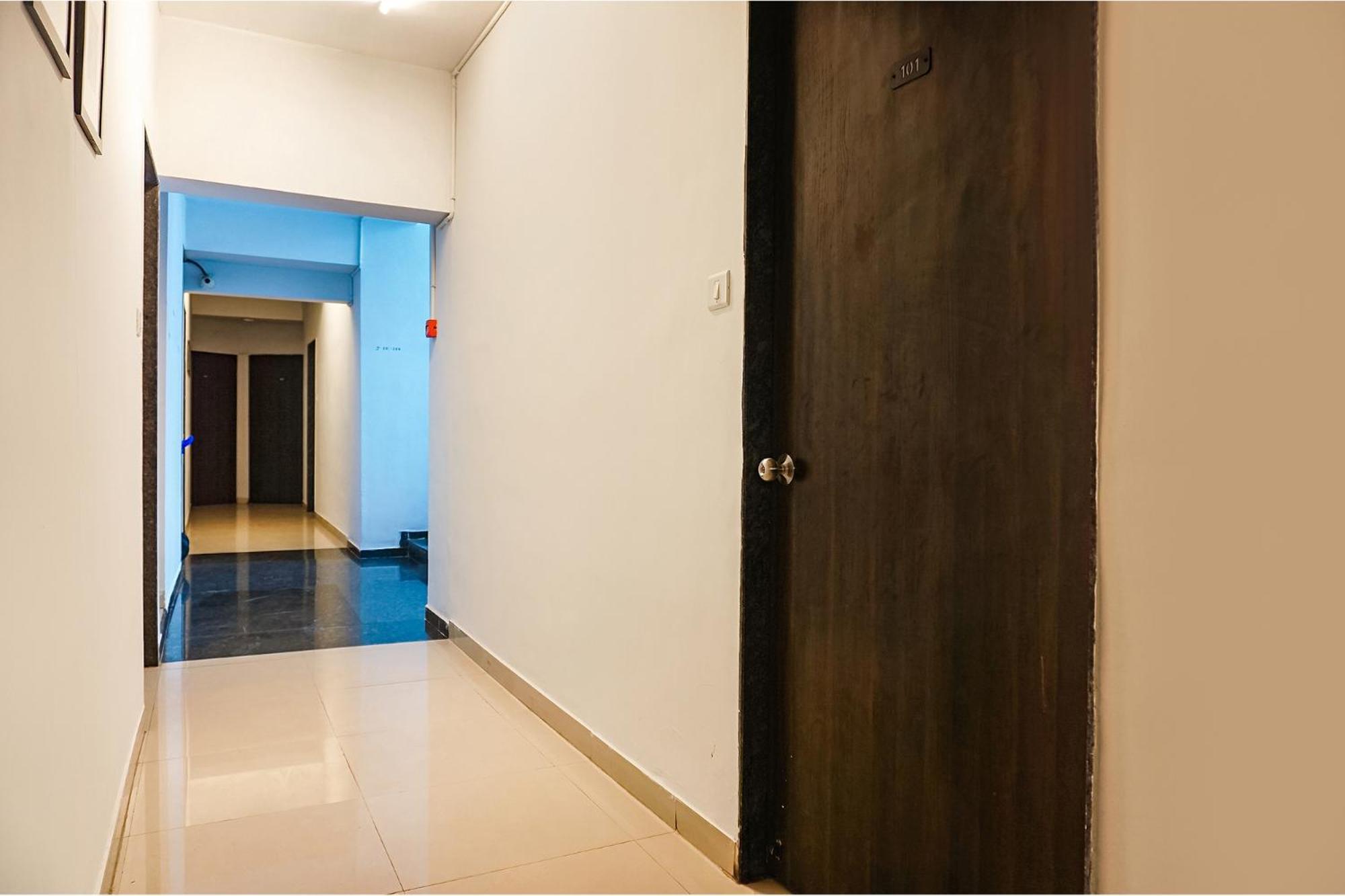 Fabhotel Aura Homes - Nr Khandoba Mandir Pimpri-Chinchwad 外观 照片