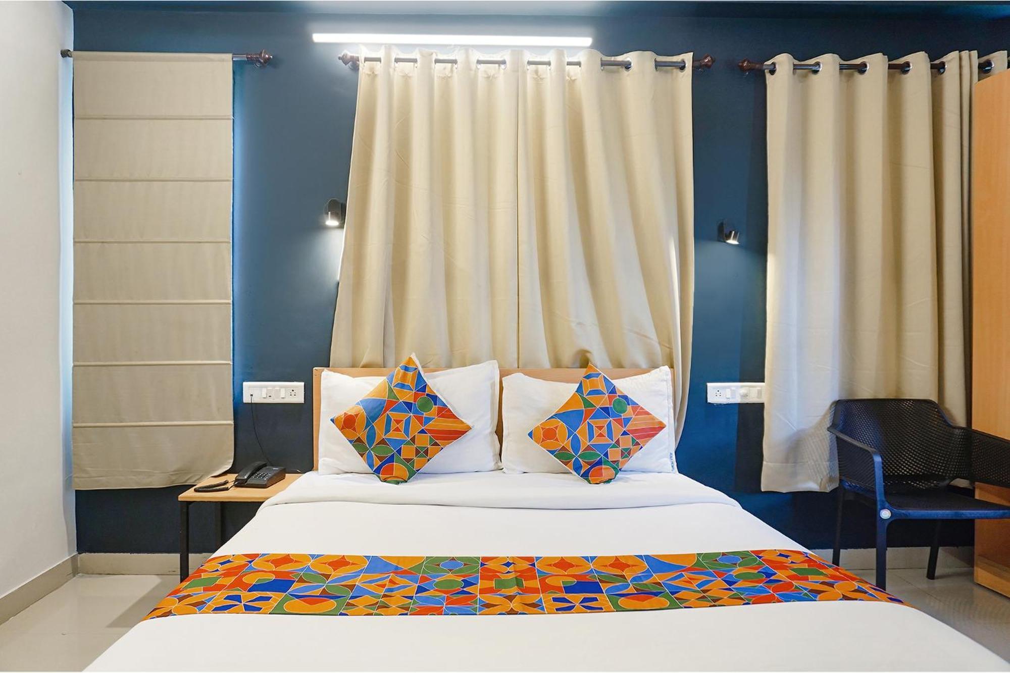 Fabhotel Aura Homes - Nr Khandoba Mandir Pimpri-Chinchwad 外观 照片